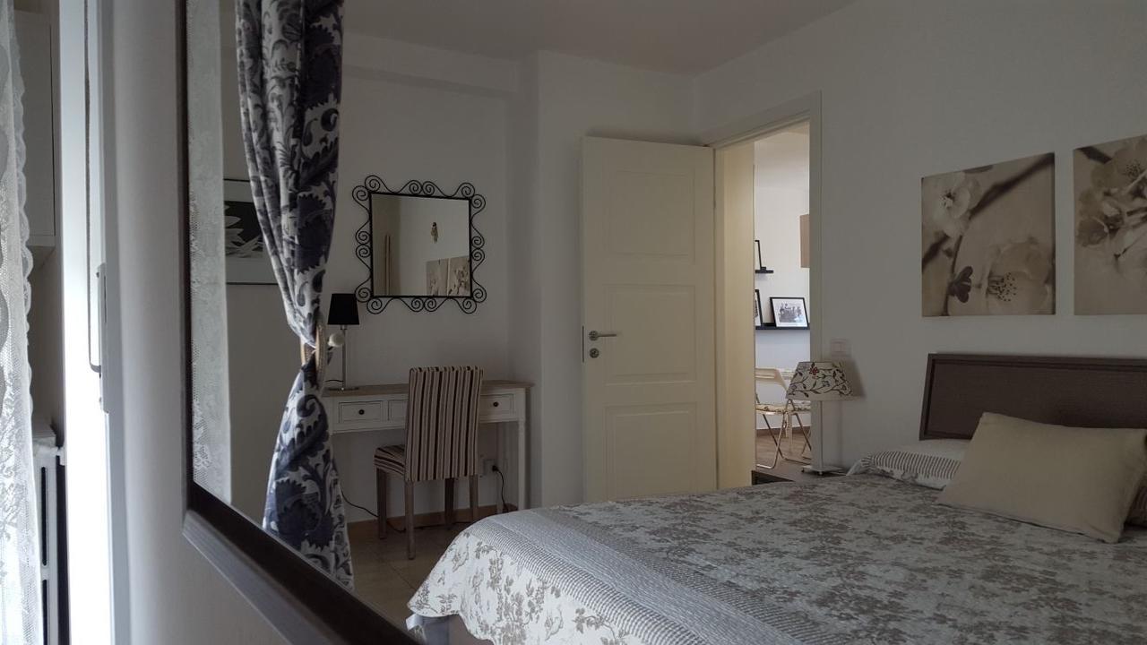 Il Piccolo Attico Bed & Breakfast Калтаджироне Екстериор снимка