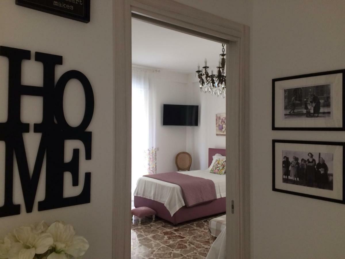 Il Piccolo Attico Bed & Breakfast Калтаджироне Екстериор снимка